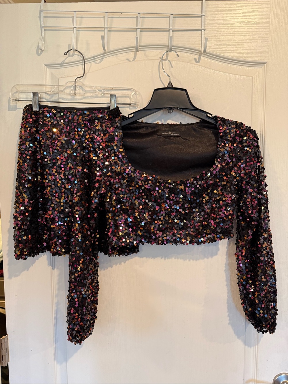 ontwelfth black multicolor sequin balloon sleeve crop top mini skirt set small